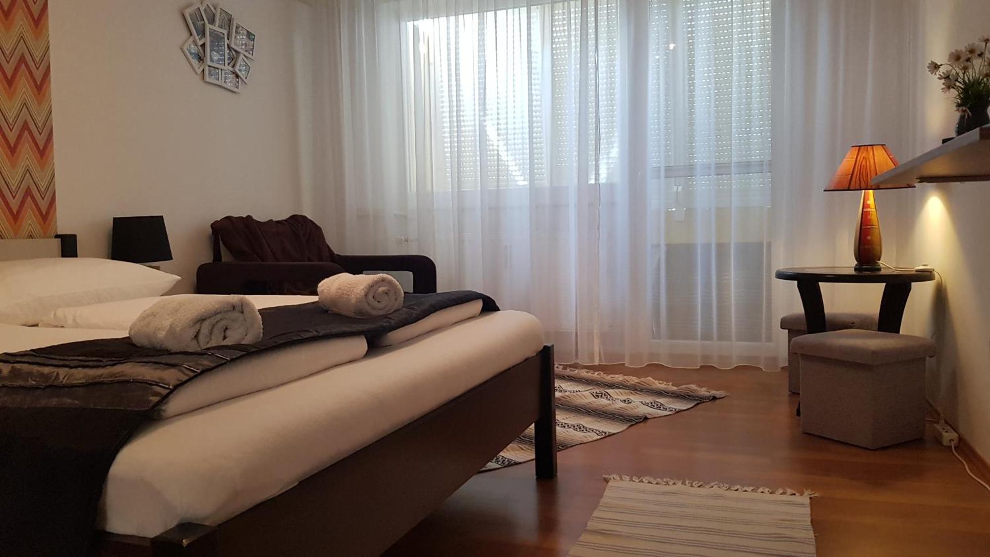 Aquarius Apartman Szeged Ngoại thất bức ảnh