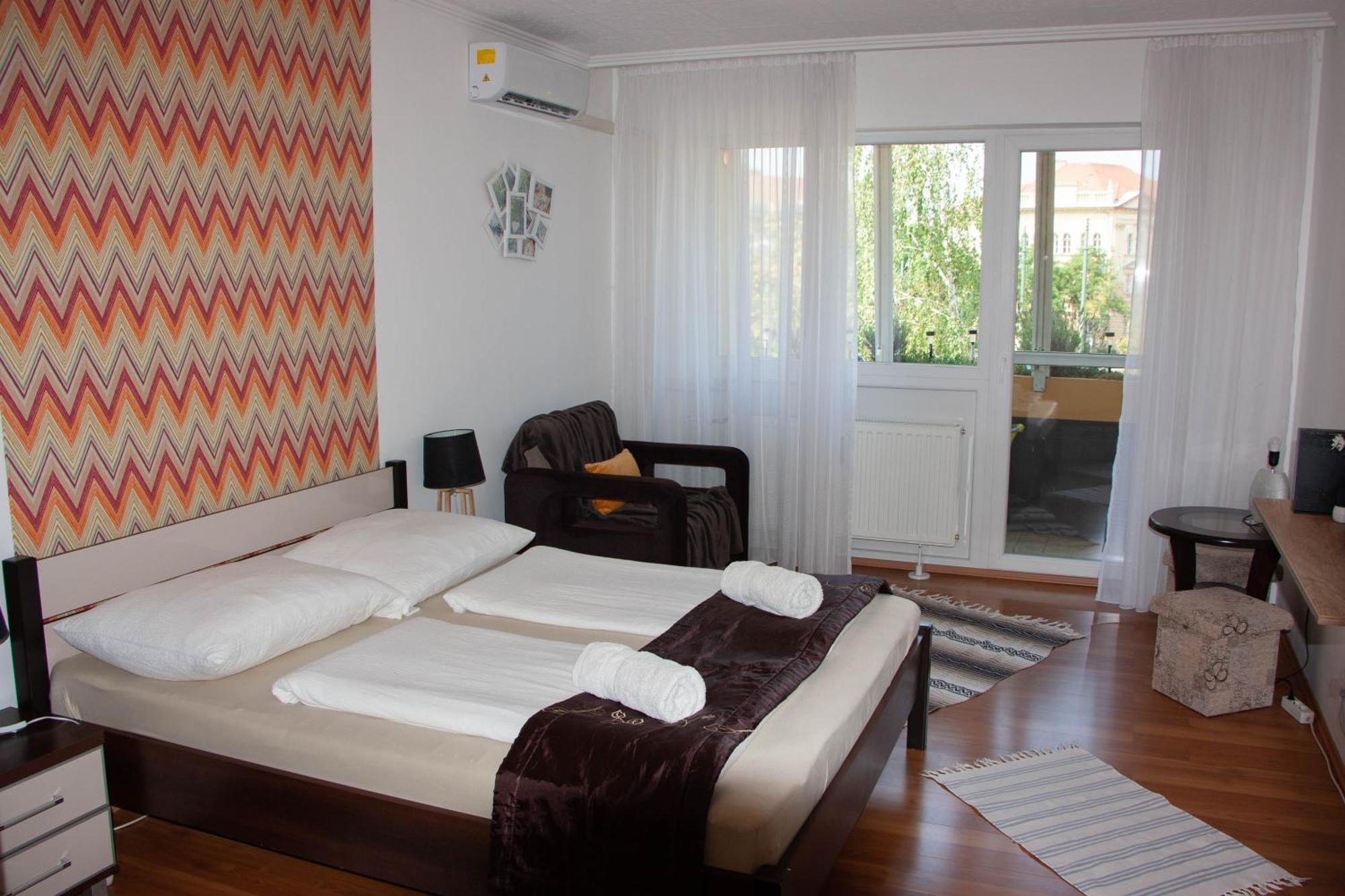 Aquarius Apartman Szeged Ngoại thất bức ảnh