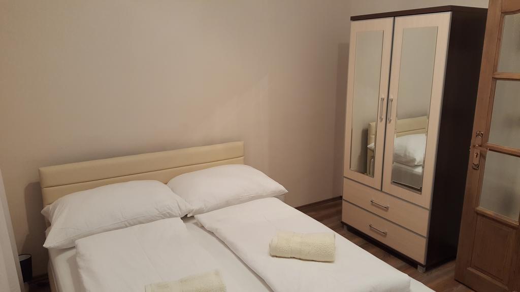 Aquarius Apartman Szeged Ngoại thất bức ảnh